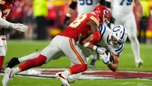 What happened to Alec Pierce? Will Colts WR return after first half injury scare vs Chiefs?