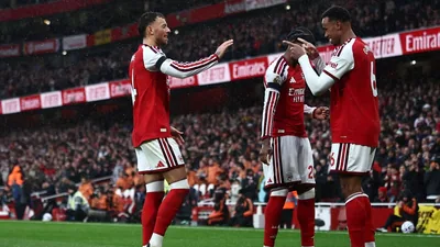 Arsenal beat Everton 2-0 on Saturday to pull level with Manchester City at the top