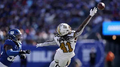 New Orleans Saints running back Alvin Kamara sparked fresh injury concerns after taking a hard